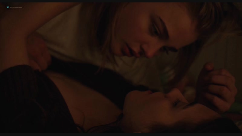 Хлоя грейс морец и куинн шепард (chloë grace moretz &amp; quinn shephard sex scenes in "the miseducation of cameron post" 2018)