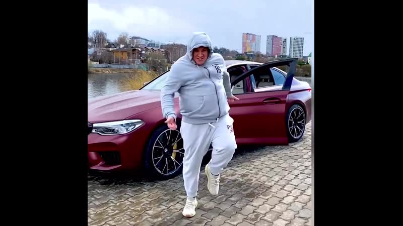 Дикий кабан люто флэксит