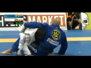 Xande ribeiro lucas leite (halfguard sweep)