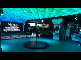 Комиссарова настя