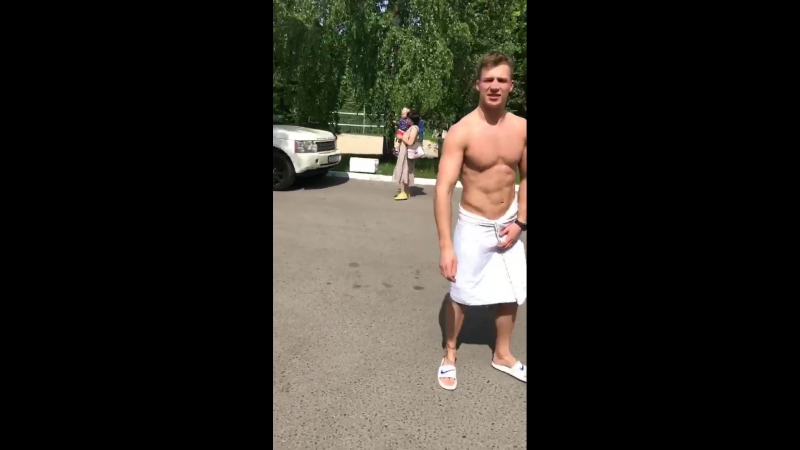Голым porn video – Олег майами в спортклубе с голым торсом