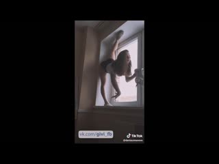 №9 сасная школьница студентка танцует тик ток, молодые, tik tok, домашнее, любительское, periscope webm, teen, юная, тверк