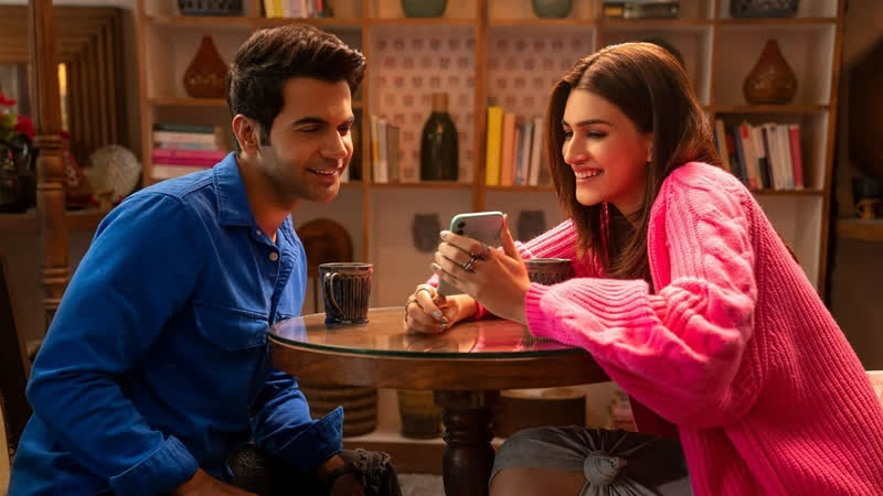 Индийский фильм «вторая подача / hum do hamare do / second innings» 2021 г крити санон, раджкумар рао, пареш раваль