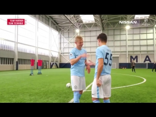 Fernandinho + zinchenko = team warrior gundogan + diaz = team technique