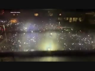 Hundreds of bros and lady bros show up at a detroit hospital to shine flashlights from outside, up to the pediatric patients ins