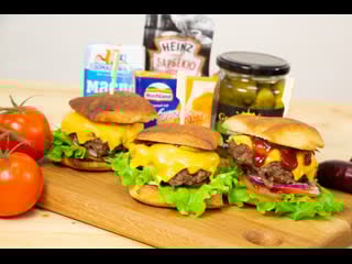 Домашние бургеры [на кухне с домашкино]