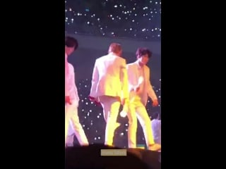 180212 taipei d2 chanbaek;