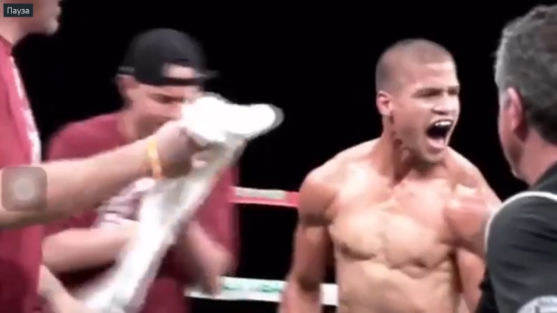 "вас когда нибудь били настолько сильно, что пришлось пересмотреть планы на жизнь?" sin city showdown