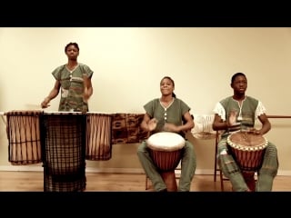 Woman in percussion melissa hie djembe solo