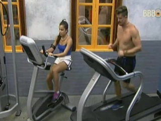 2017 03 08 marcos invita a emilly al gym