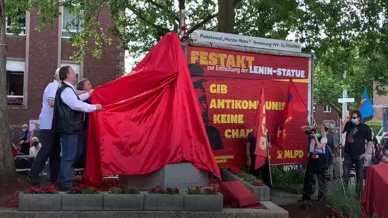 На западе германии установили памятник ленину