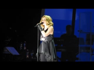 Lara fabian je suis malade (camouflage world tour 2018 budapest)