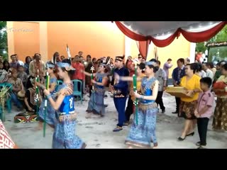 Adat dayak ngaju [maria agnes dan herue stepentra]