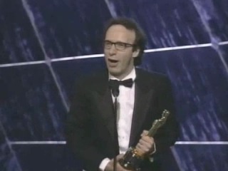 Roberto benigni goes wild at the oscars®