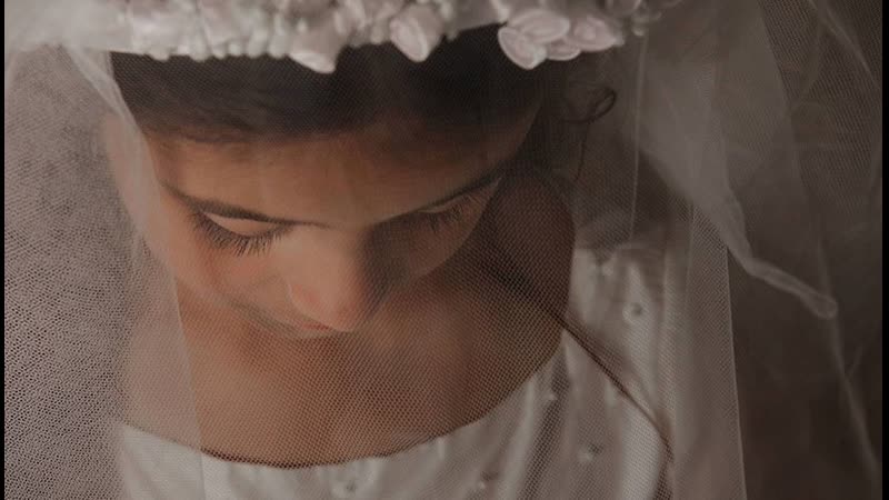 18 летняя девочка молодые после первой брачной ночи от внутреннего кровотечения