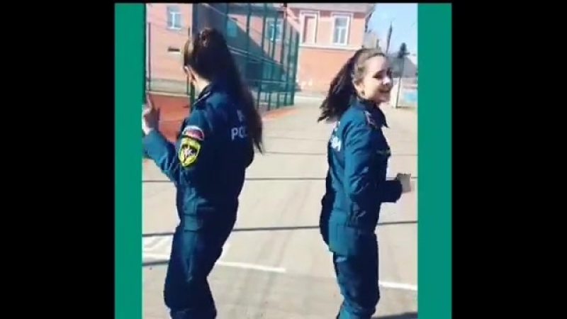 Девушки из мчс очень круто танцуют