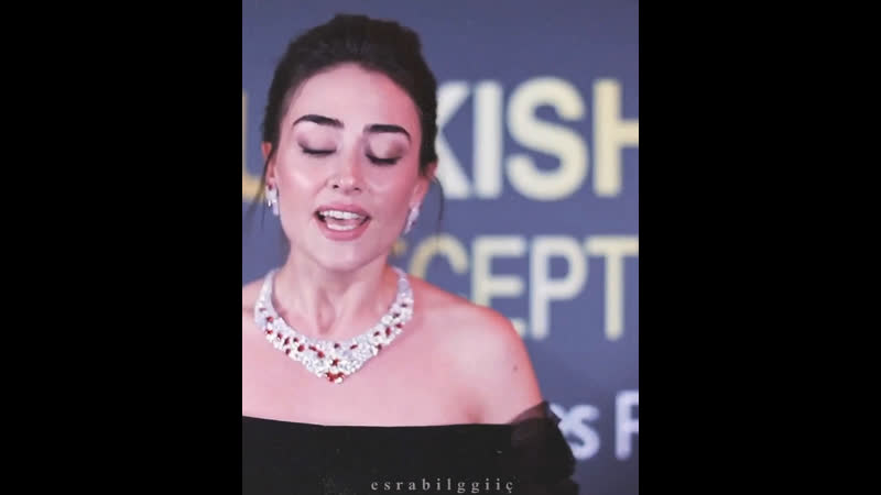 Esra bilgiç|эсра бильгич
