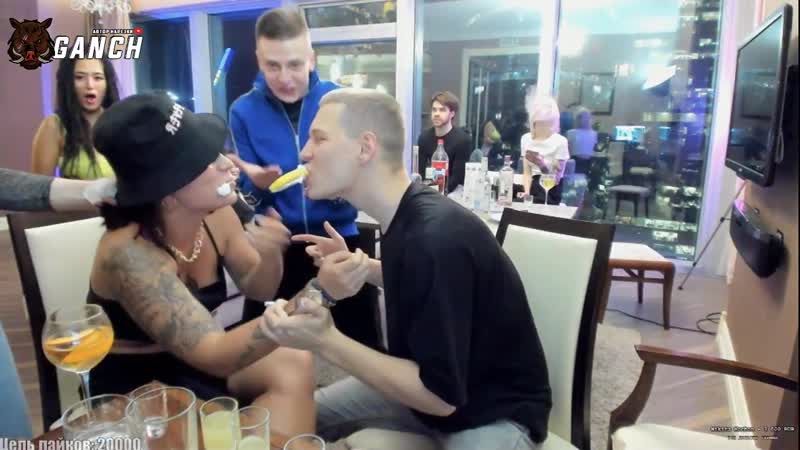 Мел поставил на место п#рн#актрису? миша выгнал пуджа за донат? | мелстрой mellstroy