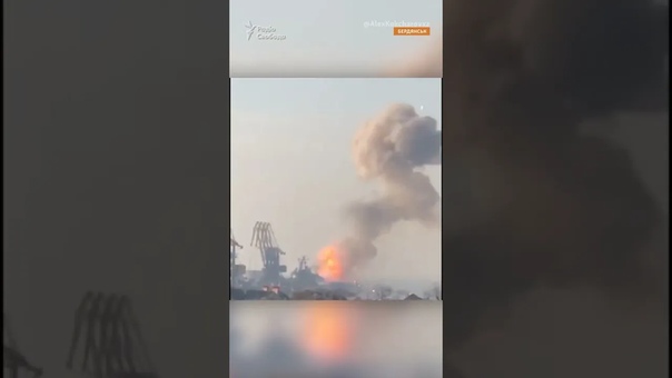 🇺🇦 «русский военный (десантный) корабль» знищили зсу у бердяньску ще один підбито