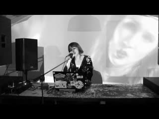 Blue whales fly upwards live at rob roy bar