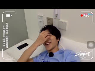 Hendery can you not look at me ten i am proud of you hendery my head hurts to hear thi