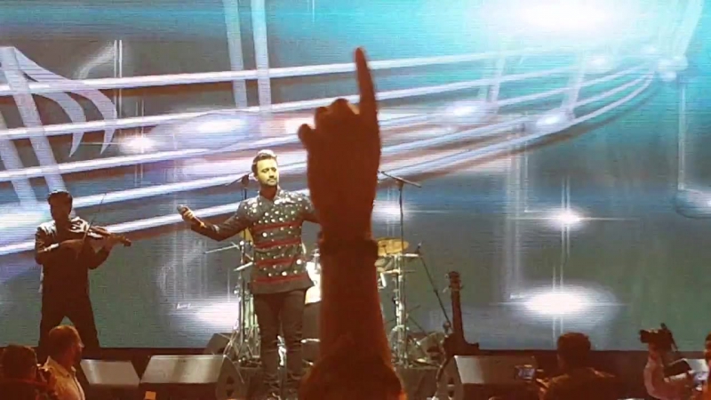 Atif aslam "tera hone laga hoon" live in bharain 2017