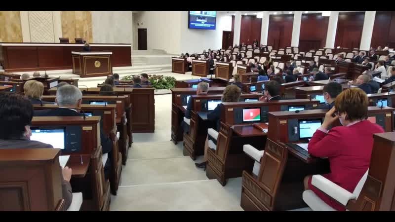 Ці законна адпраўляць дэпутатаў у адстаўку на 10 месяцаў раней?