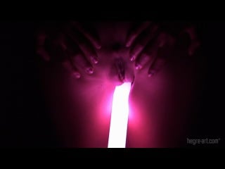 [opium bold] stasha – neon light