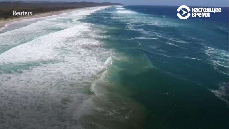 Беспилотник спасает тонущих молодые