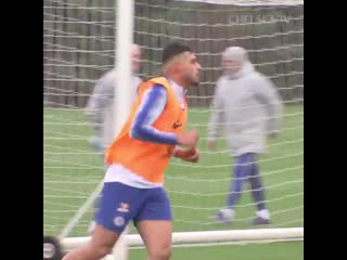 Что творит эмерсон на тренирое!