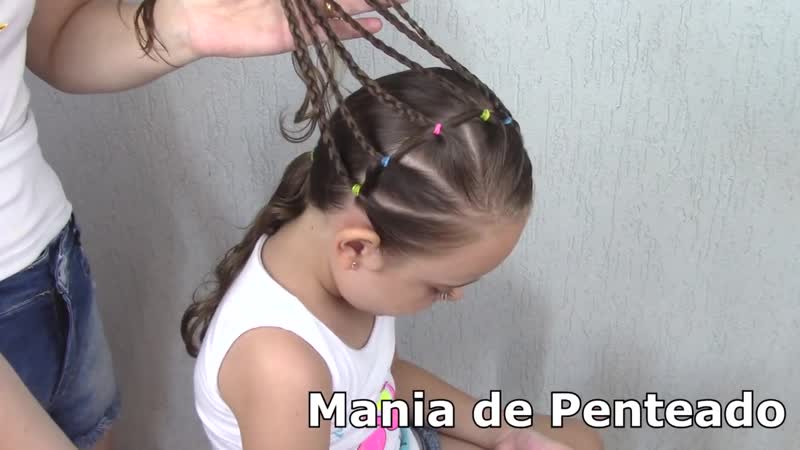 Penteado infantil lateral com ligas e tranças hairstyle for little girl