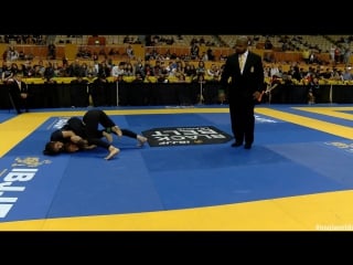 Featherweight final talita alencar vs maxine thylin