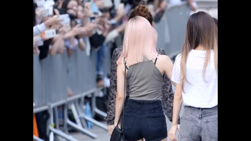Ryujin chaeryeong(itzy) asses