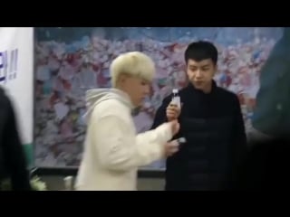 18 02 13 lee seung gi hwayugi fan support fancam