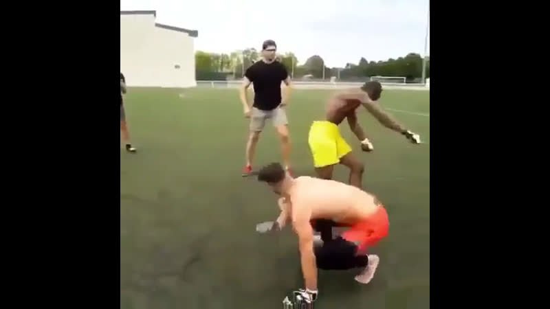 Умеет, могёт