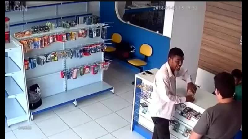 18+ неудачное ограбление