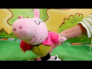 Папа свин делает зарядку