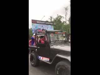 21 03 2019 юнхо, чанмин и ребята из super junior на съемках шоу в индонезии