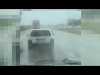 Chto tvoritsya na dorogah neobychnye sluchai i luchshie avto prikoly 2 moscatalogue net mp4