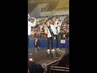 170730 up10tion @ top family pta after show