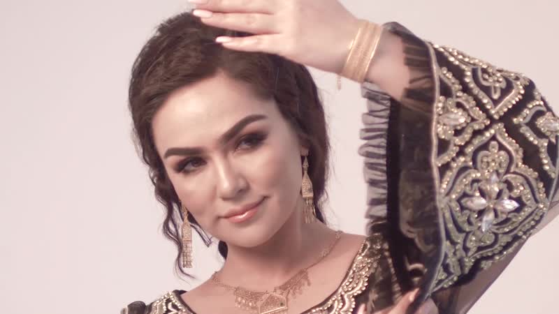 Nigina amonqulova photoshoot behind the scenes