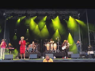 The brand new heavies “sledgehammer “ live walthamstow garden party 26 ⁄07 ⁄2014