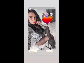 Monika показушки