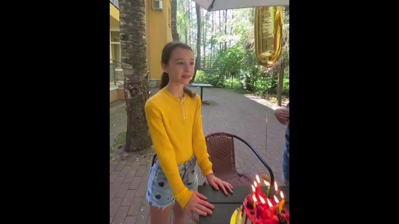 Сашенька porn video – Сашенька😇 @bratankasasha❤️ моя большая маленькая девочка🙏 я поздравляю тебя с днём рождения🥳