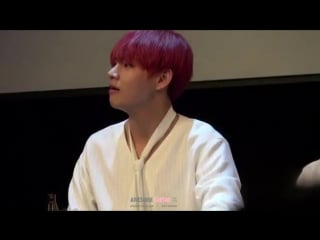 160512 목동팬싸 video up date 짐니가 바나나킥 안주니까 야!소리지른🍌🍌그러고 웃는데 요정인줄😳 #태형 #뷔 @bts twt