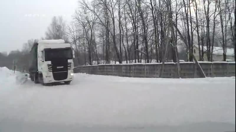 Мудак на фуре