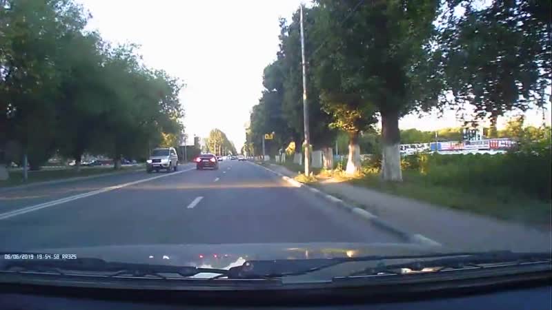 Хотел свалить!