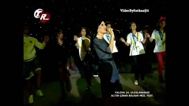 Teodora biala roza ( turkey ) harika ve değişik bi halay (бяла роза)