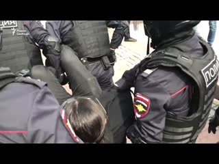 Задержания на акции в поддержку хабаровска в москве