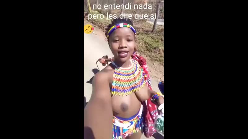 Doña cachonda y sus chicas de